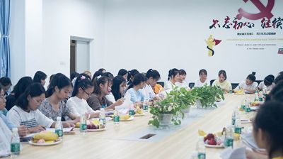 教育学院召开2019-2020第二学期期末学生评教座谈会